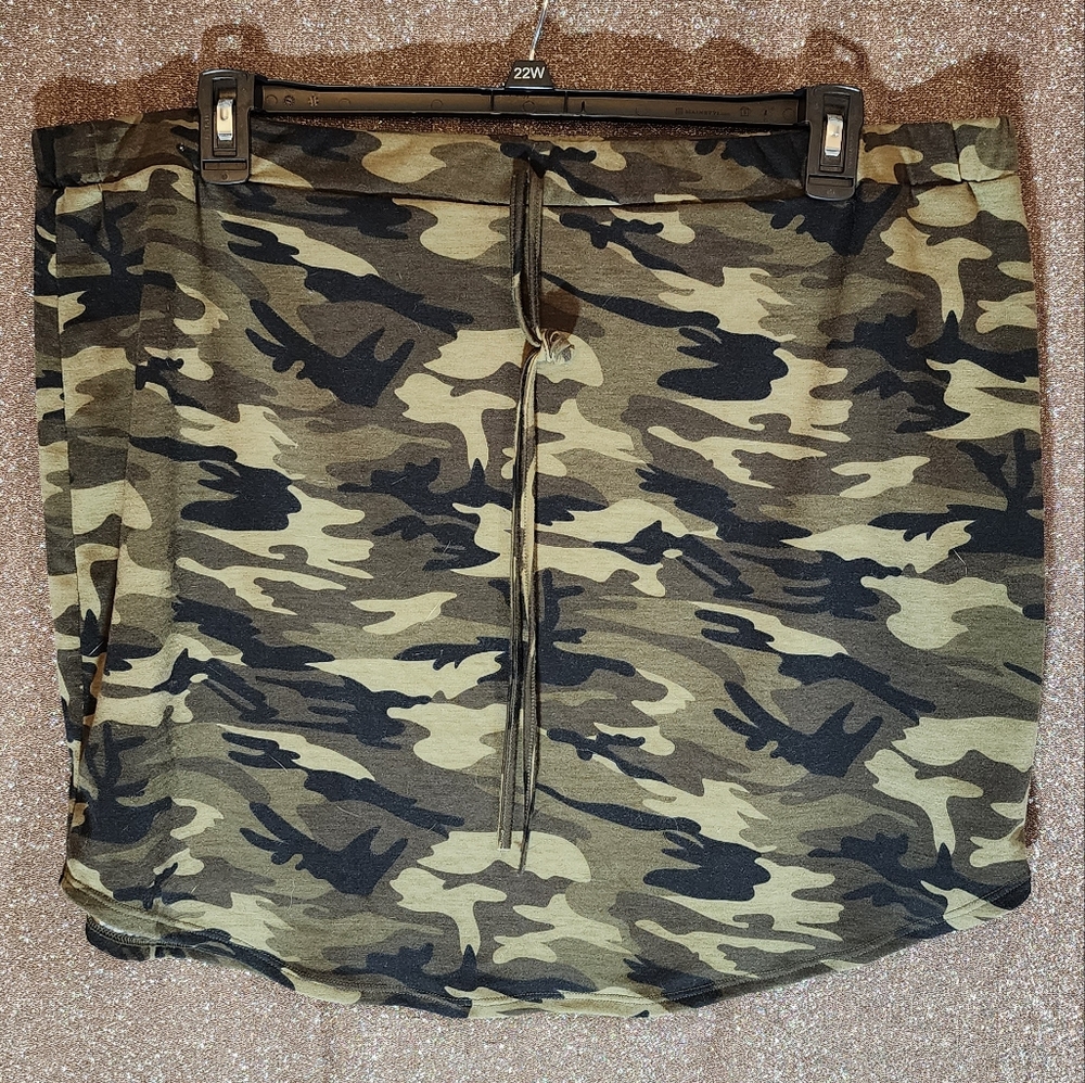 Camo skirt